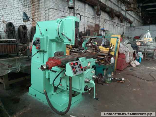 Вертикально-фрезерный станок 6Т12