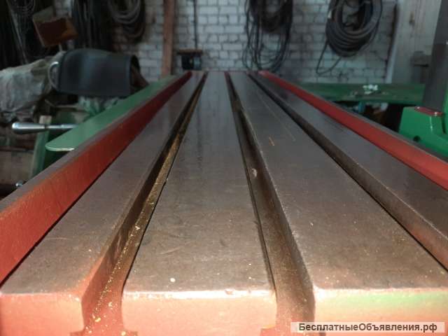 Станок горизонтально-фрезерный консольный 6Р83