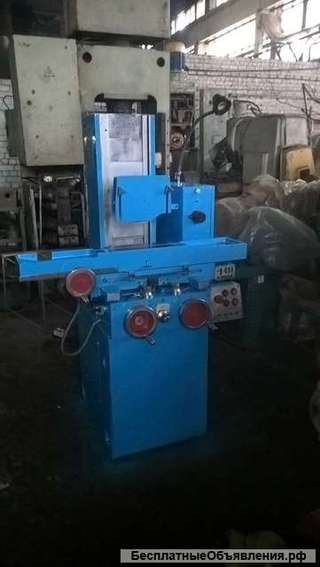 Полуавтомат плоскошлифовальный с прямоугольным столом и горизонтальным шпинделем 3Е710