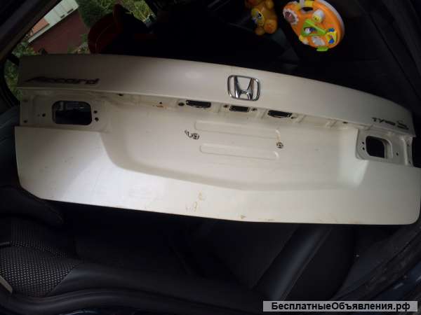 Крышка багажника Honda Accord 8