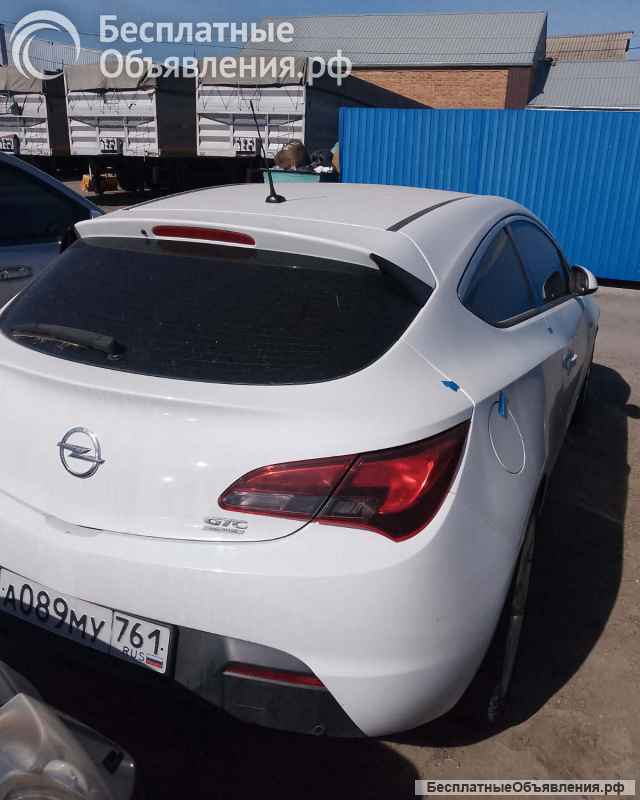 Opel Astra GTC, 2012