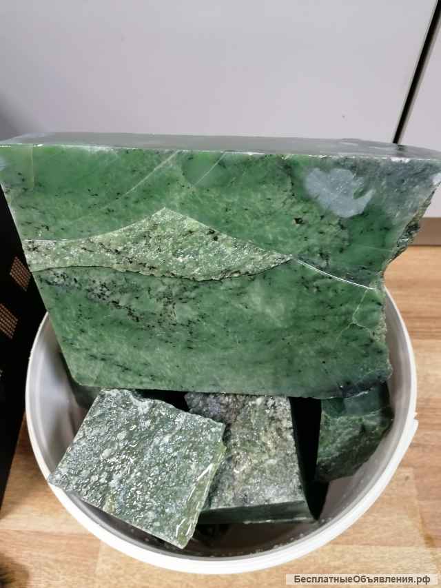 Камни для бани (нефрит колото-пиленый)