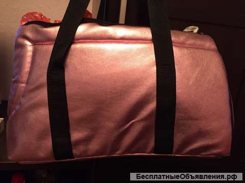 Сумку для переноски животного