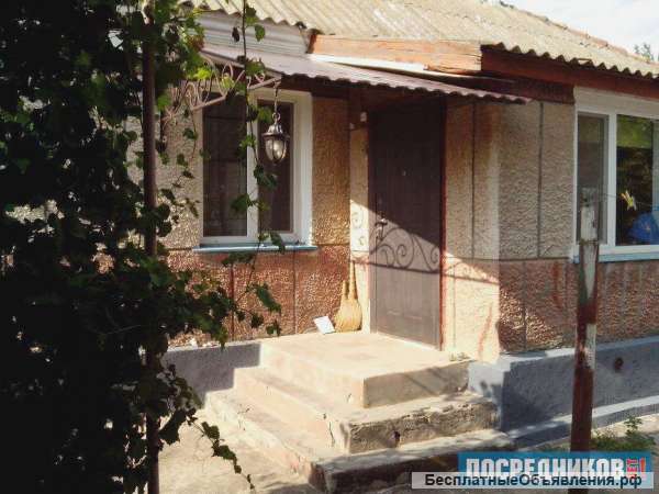 Дом в центре п.Ленино, р Крым.