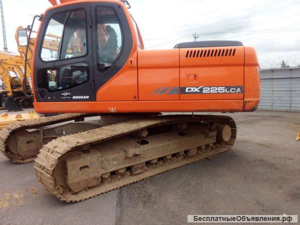Экскаватор DOOSAN DX 225 LCA б/у ( 2013 г.в., 2 400 м.ч.)