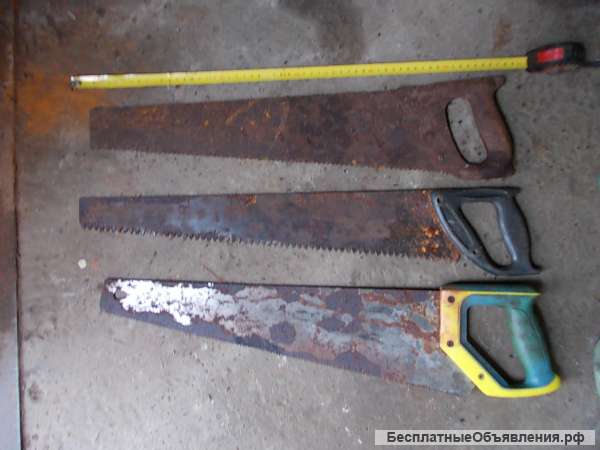 Инструменты (лопаты, ножовки, кувалда)