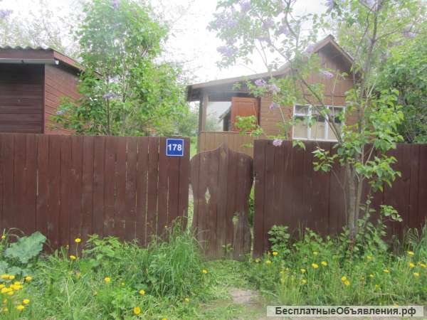 Меняю дачу на квартиру-студию