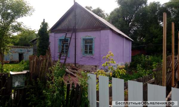 Дом с земельным участком