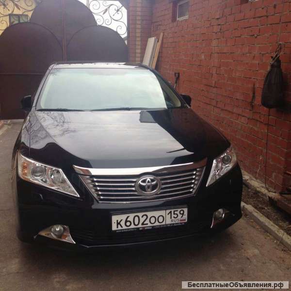 Автомобиль Toyota Camry, 2013 года