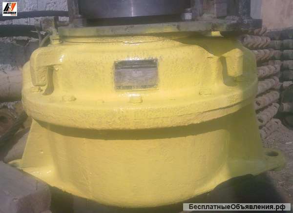 Редуктор поворота башни крана РДК-250