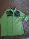 Зеленую рубашку с регулируемым рукавом