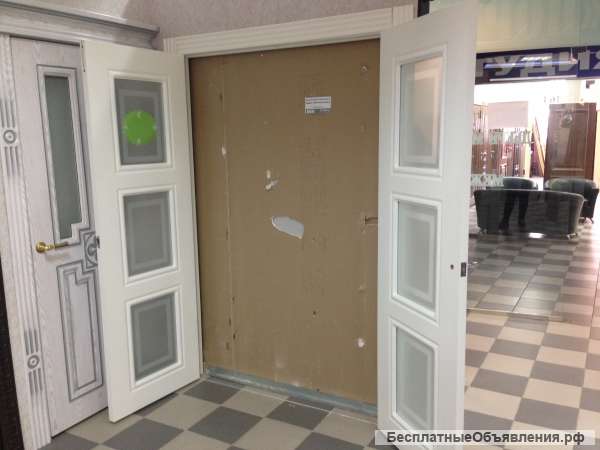 Двустворчатая дверь