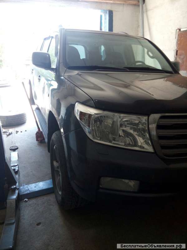 Тормозные колодки Toyota Land Cruiser 200