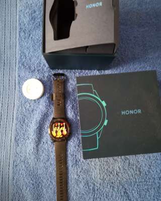 Смарт-часы Huawei Honor Watch Magic