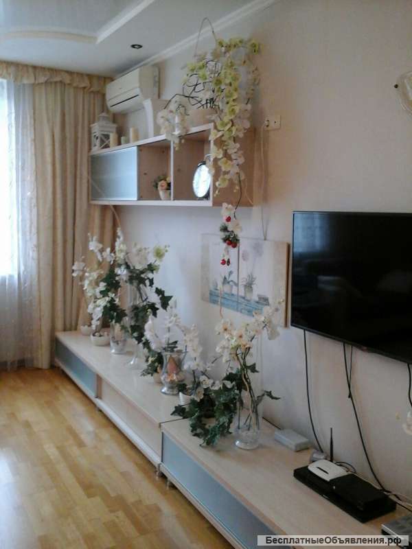Дом Ленинский, Ефремова 40