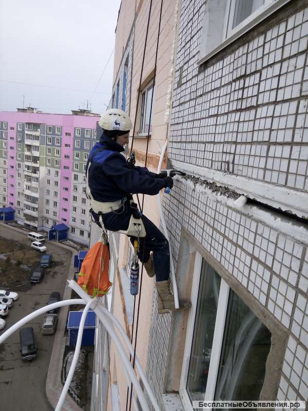 Ремонт межпанельных швов альпинистами