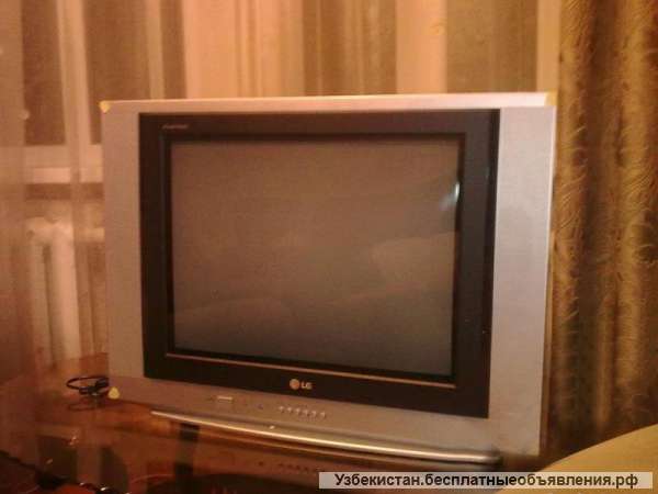 Телевизор LG "Флэтрон" Плоский экран. Диагональ 72 см.