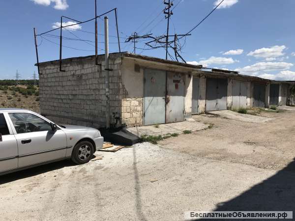 Каменный гараж