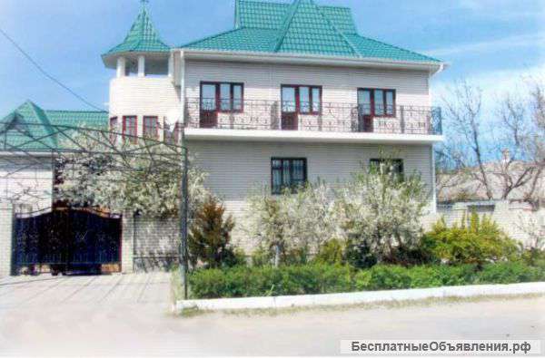 Продается дом у Азовского моря в Геническе (Херсонская обл.)