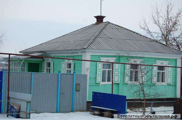 Обменяю дом на квартиру.