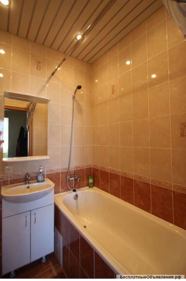 Сдаю на часы и сутки 1-комнатную квартиру на пр. Ленина, 63