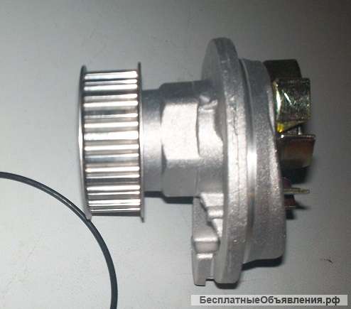 Насос водяной / помпа Daewoo Espero, Opel Record, Kadett, Ascona C