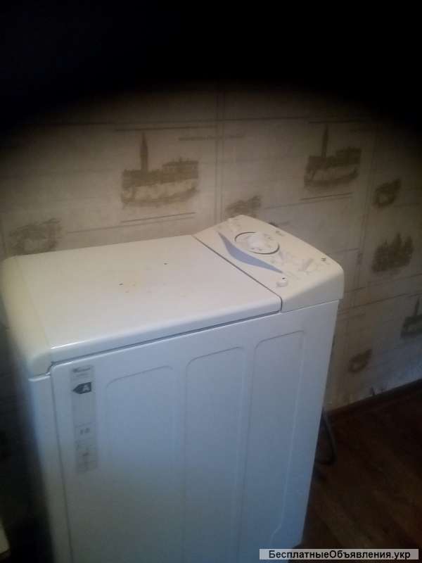 Триральная машинка бу в хорошем состоянии