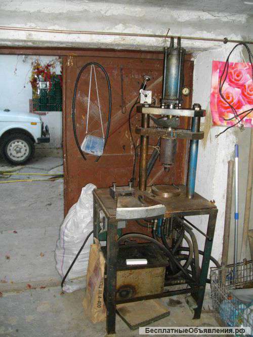 Станок по производству полипропиленовых мётел