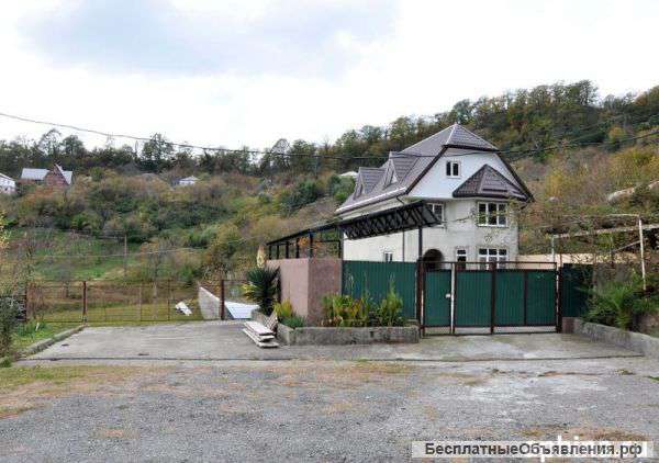 Продаю дом 293 кв.м блочный