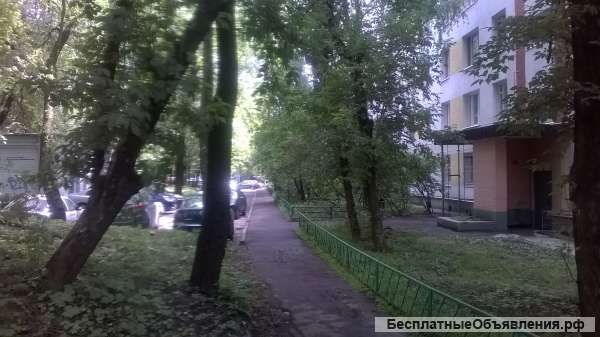 3-к квартира около ст. метро "Кунцевская"