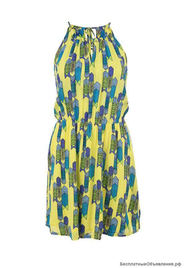 Желтое платье с принтом