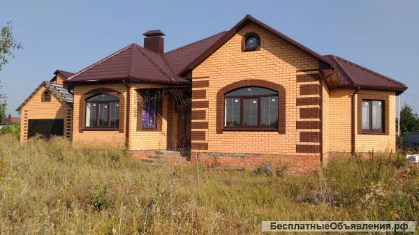Просторный дом в поселке Дубовое