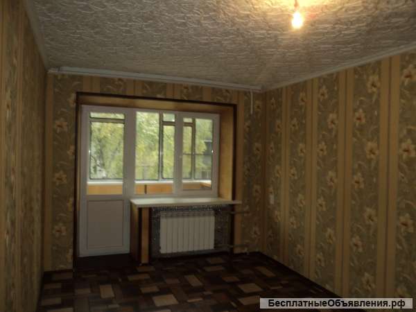 1 ком.квартиру по ул.Коммунаров д.103