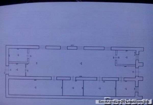 Земельной участок с зданием мастерских (Россия)