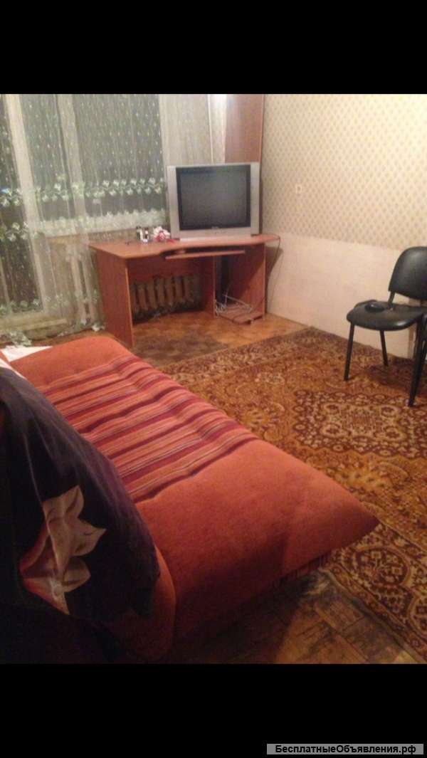 Комнату в двухкомнатной квартире