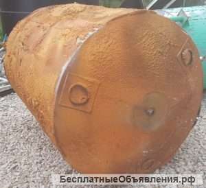 Емкости нержавеющие, объем — 2 куб.м., горизонтальные