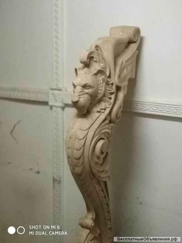 Резные столбы