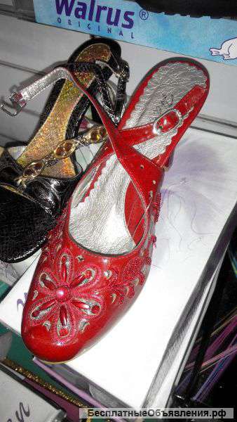 Туфли оптом. Фабричный товар. Берут сети.