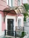 Готовый козырёк над входом в СПб дешево со склада производителя, со СКИДКОЙ 10 %