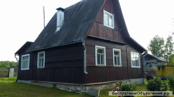 Дом с земельным участком