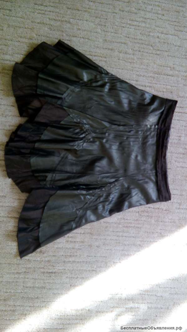 Юбочка под эко-кожу фирменная