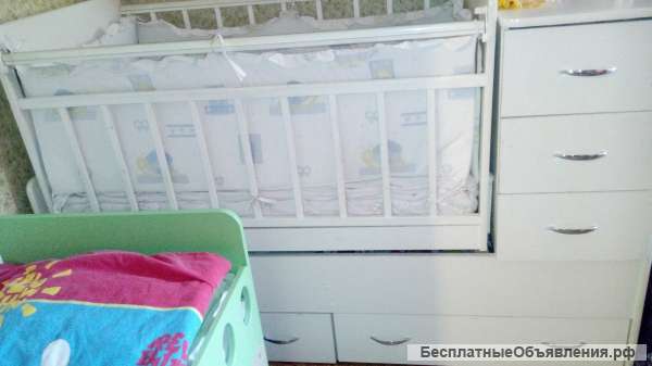 Детские кроватки