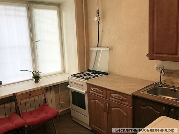 Сдаю 1к. кв. пер. Семашко 1/9кирп. 38м. ремонт