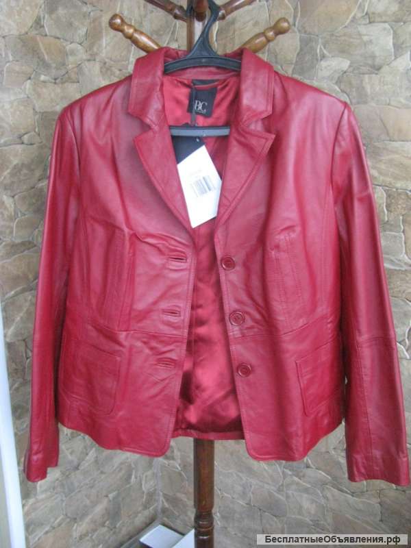 Женская новая куртка/пиджак кожаная красная