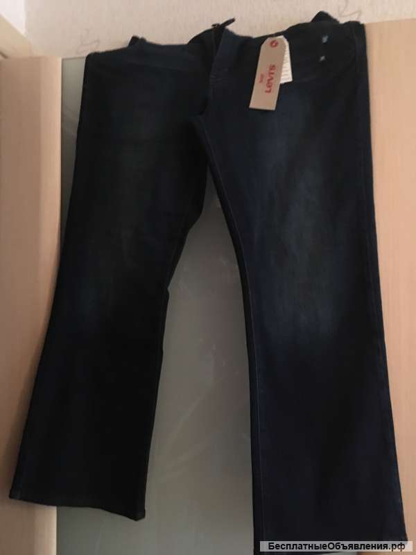 Новые джинсы Levi's