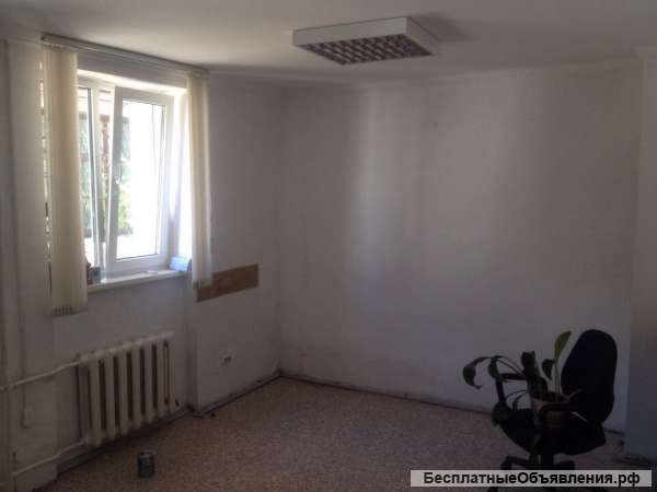 Сдам офис 18м2 с мебелью