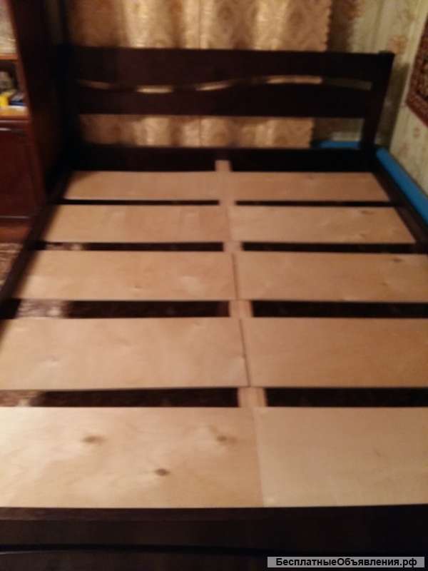 Двухспальная кровать