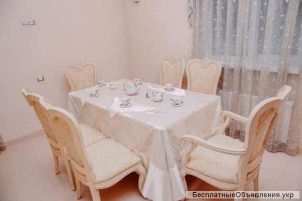 Вам, выдержанную классику в сочетании с современными технологиями, которые гармонично воп