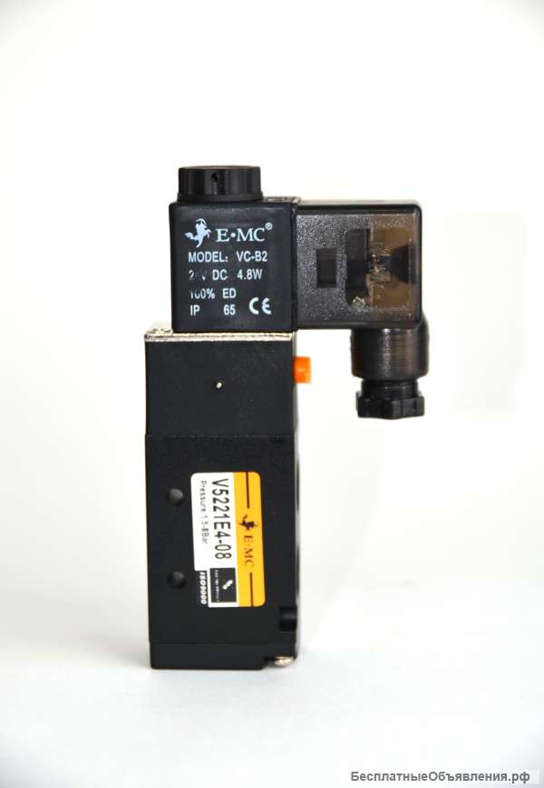 Пневмораспределитель Производитель E-MC V-5221E4-08