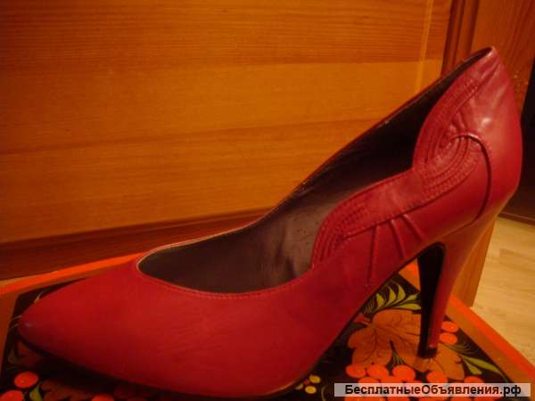 Женские классические туфли из натуральной кожи (Греция)